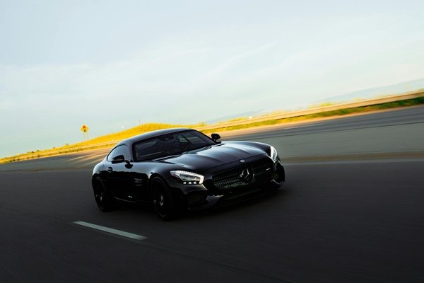 How Can the UK Auto Industry Adapt to Emerging Technologies?