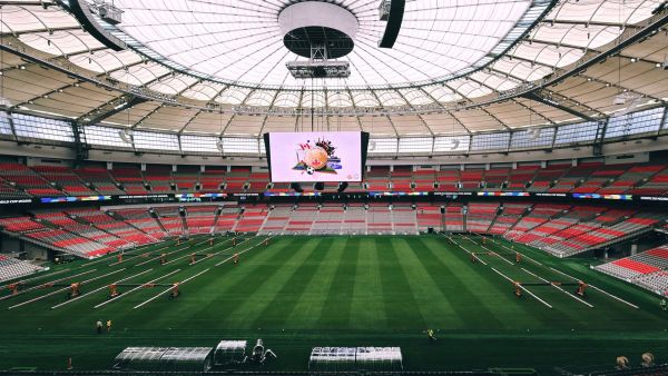 How are UK sports facilities adapting to modern demands?